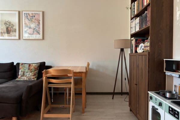 Prenájom bytu 2-izbový 52 m², Medveďovej, Petržalka Prenájom bytu 2-izbový 52 m², Medveďovej, Petržalka