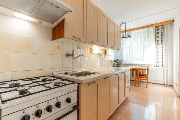 Predaj bytu 2-izbový 60 m², Hraniční, Olomouc, Olomoucký kraj Predaj bytu 2-izbový 60 m², Hraniční, Olomouc, Olomoucký kraj