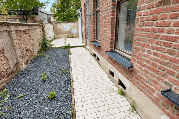 Prenájom bytu 2-izbový 76 m², Adolfstr. 9, Krefeld Prenájom bytu 2-izbový 76 m², Adolfstr. 9, Krefeld