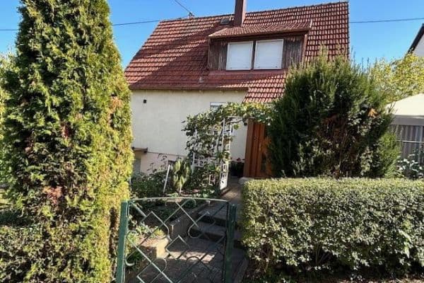 Predaj domu 145 m², pozemok 350 m², Wernau Predaj domu 145 m², pozemok 350 m², Wernau