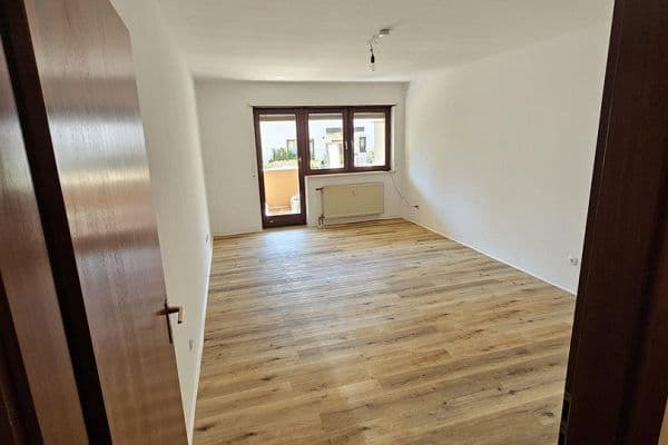 Prenájom bytu 1-izbový 50 m², Dornheimer Ring 81, Mannheim Prenájom bytu 1-izbový 50 m², Dornheimer Ring 81, Mannheim