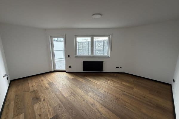 Prenájom bytu 3-izbový 119 m², Mottmannstraße 5b, Trisdorf Prenájom bytu 3-izbový 119 m², Mottmannstraße 5b, Trisdorf