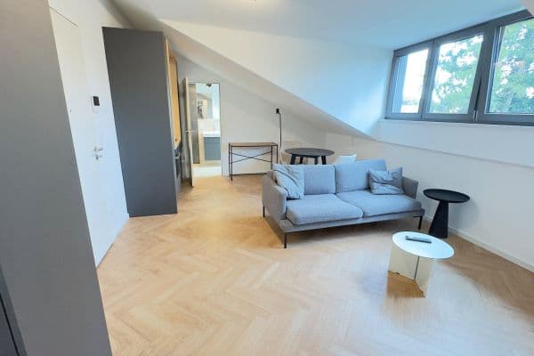 Prenájom bytu 2-izbový 32 m², Stümpflingstrasse 5, München, Bavorsko Prenájom bytu 2-izbový 32 m², Stümpflingstrasse 5, München, Bavorsko