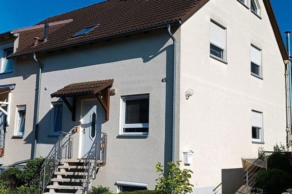 Predaj domu 132 m², pozemok 305 m², Niefern-Öschelbronn Predaj domu 132 m², pozemok 305 m², Niefern-Öschelbronn