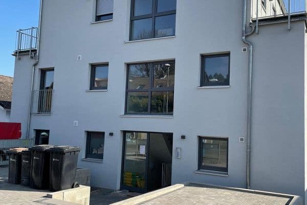 Prenájom bytu 5-izbový 144 m², Am Rebstock 14, Wingertsberg Prenájom bytu 5-izbový 144 m², Am Rebstock 14, Wingertsberg
