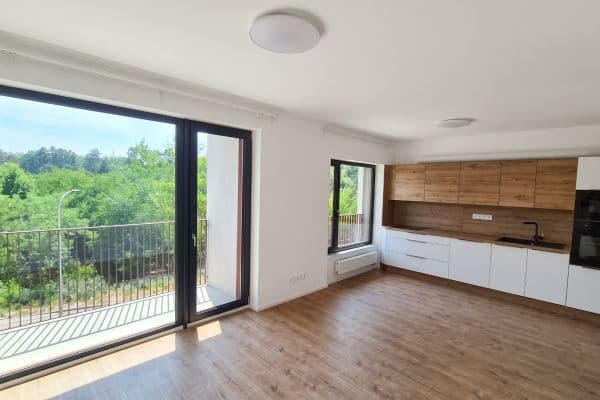 Prenájom bytu 3-izbový 67 m², Brno, Jihomoravský kraj Prenájom bytu 3-izbový 67 m², Brno, Jihomoravský kraj