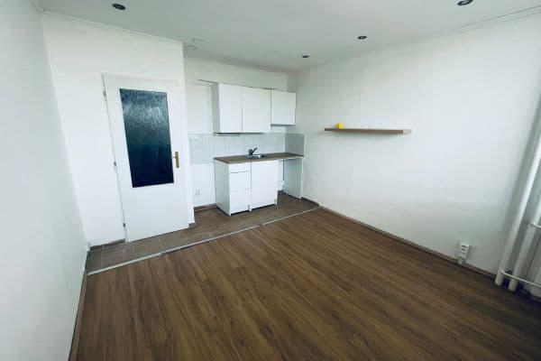 Prenájom bytu 1-izbový 21 m², Jiráskova, Chomutov Prenájom bytu 1-izbový 21 m², Jiráskova, Chomutov