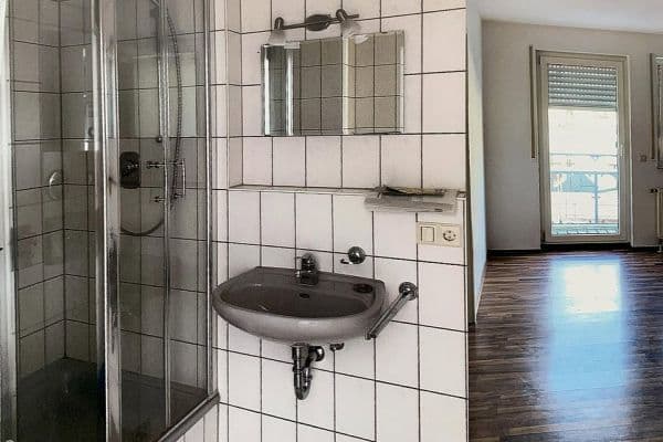 Prenájom bytu 1-izbový 35 m², Stuttgarterstr. 84, Kirchheim Teck Prenájom bytu 1-izbový 35 m², Stuttgarterstr. 84, Kirchheim Teck