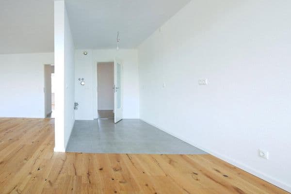 Prenájom bytu 4-izbový 90 m², Friedenheimer Straße 70, München, Bavorsko Prenájom bytu 4-izbový 90 m², Friedenheimer Straße 70, München, Bavorsko