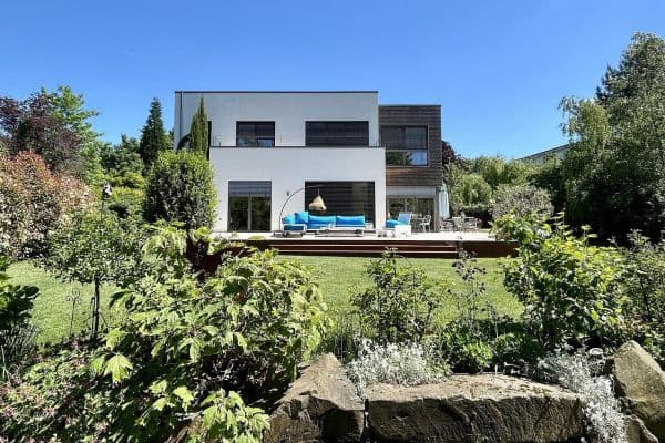Predaj domu 250 m², pozemok 1.343 m², Bergisch Gladbach Predaj domu 250 m², pozemok 1.343 m², Bergisch Gladbach