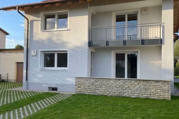 Prenájom bytu 5-izbový 137 m², Teising, Bavorsko Prenájom bytu 5-izbový 137 m², Teising, Bavorsko