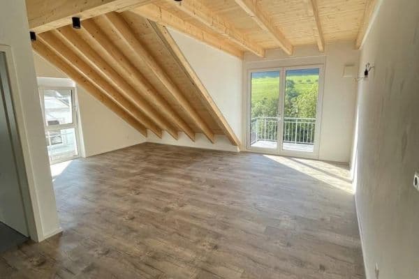 Prenájom bytu 2-izbový 59 m², Deggingen Prenájom bytu 2-izbový 59 m², Deggingen