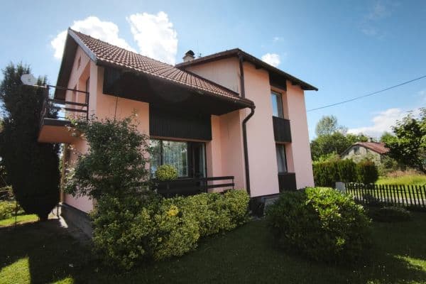 Predaj domu 200 m², pozemok 1.797 m², 17. listopadu, Orlová Predaj domu 200 m², pozemok 1.797 m², 17. listopadu, Orlová