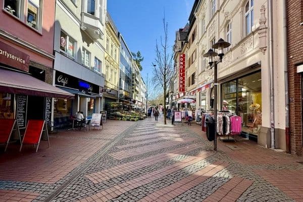 Prenájom nebytového priestoru 130 m², Bochumer Straße 36, Essen Prenájom nebytového priestoru 130 m², Bochumer Straße 36, Essen