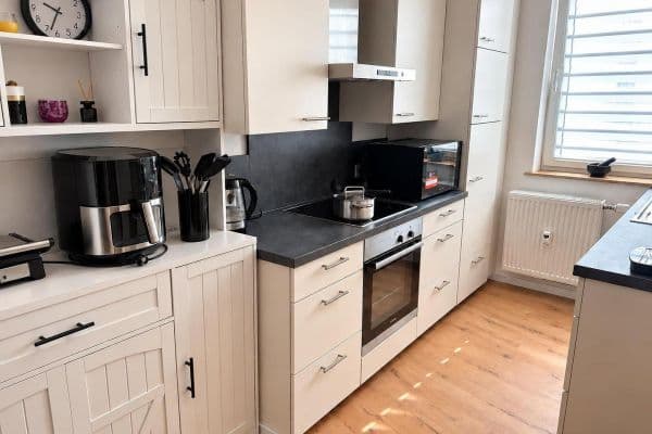 Prenájom bytu 3-izbový 84 m², Markgrafenstr, Nürnberg, Bavorsko Prenájom bytu 3-izbový 84 m², Markgrafenstr, Nürnberg, Bavorsko