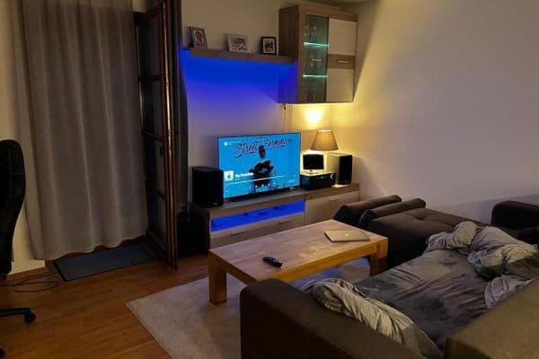 Prenájom bytu 1-izbový 30 m², Kaiserslautern, Porýnie-Falcko Prenájom bytu 1-izbový 30 m², Kaiserslautern, Porýnie-Falcko