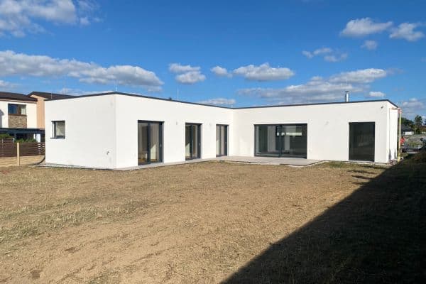 Predaj domu 159 m², pozemok 854 m², Pomněnková, Mukařov Predaj domu 159 m², pozemok 854 m², Pomněnková, Mukařov