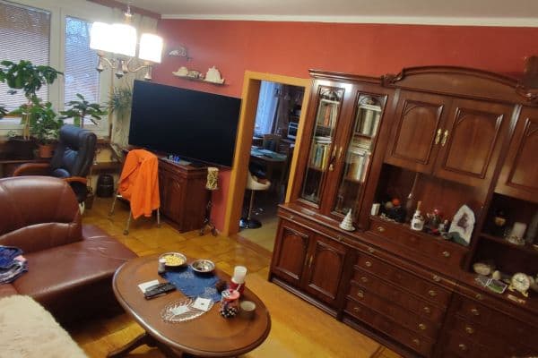 Predaj bytu 3-izbový 62 m², Nad Lesním divadlem, Praha Predaj bytu 3-izbový 62 m², Nad Lesním divadlem, Praha