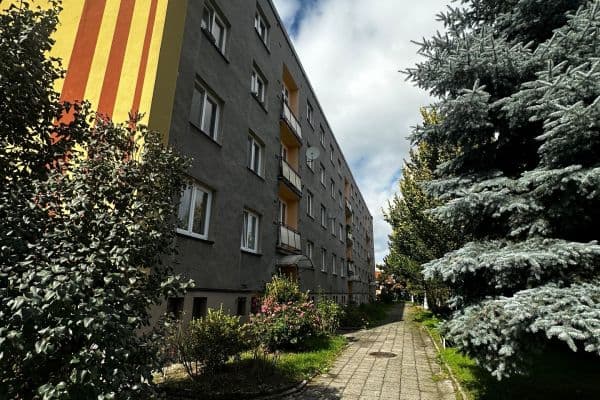 Predaj bytu 3-izbový 69 m², Písečná, Hradec Králové Predaj bytu 3-izbový 69 m², Písečná, Hradec Králové