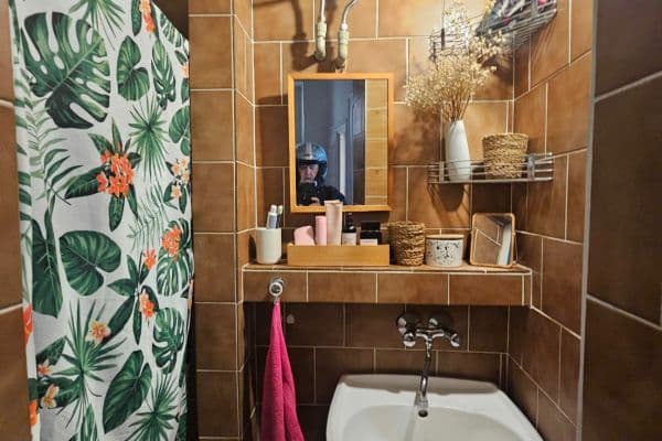 Prenájom bytu 1-izbový 40 m², Seifertova, Praha Prenájom bytu 1-izbový 40 m², Seifertova, Praha