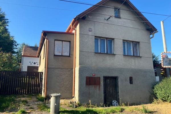 Predaj domu 100 m², pozemok 2.200 m², Březová Predaj domu 100 m², pozemok 2.200 m², Březová
