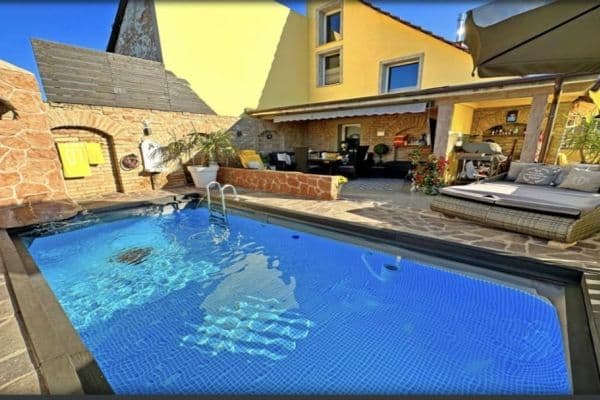 Predaj domu 240 m², pozemok 360 m², Germersheim Predaj domu 240 m², pozemok 360 m², Germersheim