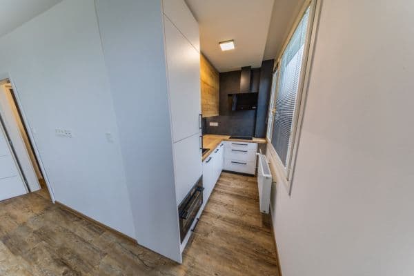 Predaj bytu 1-izbový 28 m², Bělehradská, Pardubice Predaj bytu 1-izbový 28 m², Bělehradská, Pardubice