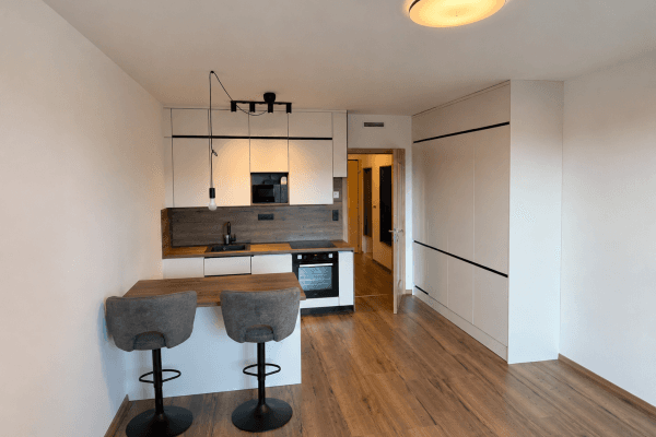 Prenájom bytu 1-izbový 33 m², Střídavá, Praha Prenájom bytu 1-izbový 33 m², Střídavá, Praha