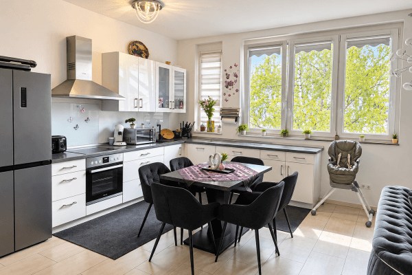Prenájom bytu 4-izbový 114 m², Berliner Straße 23, Pforzheim Prenájom bytu 4-izbový 114 m², Berliner Straße 23, Pforzheim