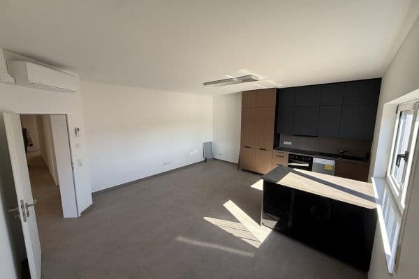 Prenájom kancelárie 99 m², Nidderau Prenájom kancelárie 99 m², Nidderau