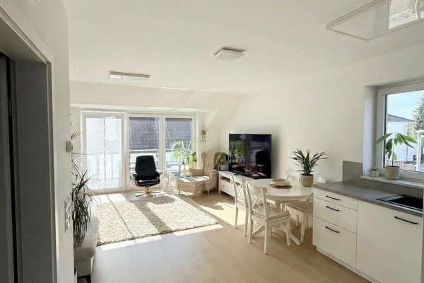 Prenájom bytu 2-izbový 65 m², Hansastr., Delmenhorst, Dolné Sasko Prenájom bytu 2-izbový 65 m², Hansastr., Delmenhorst, Dolné Sasko