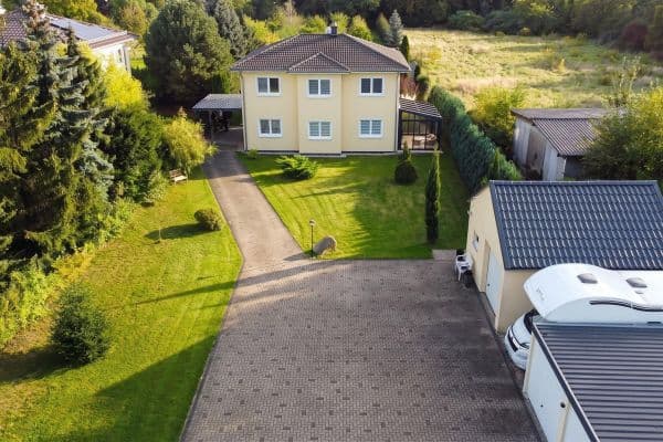 Predaj domu 146 m², pozemok 3.283 m², Zwenkau OT Imnitz Predaj domu 146 m², pozemok 3.283 m², Zwenkau OT Imnitz