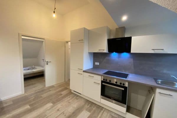Prenájom bytu 3-izbový 45 m², Blücherstr. 20, Pforzheim, Bádensko-Wurttembersko Prenájom bytu 3-izbový 45 m², Blücherstr. 20, Pforzheim, Bádensko-Wurttembersko