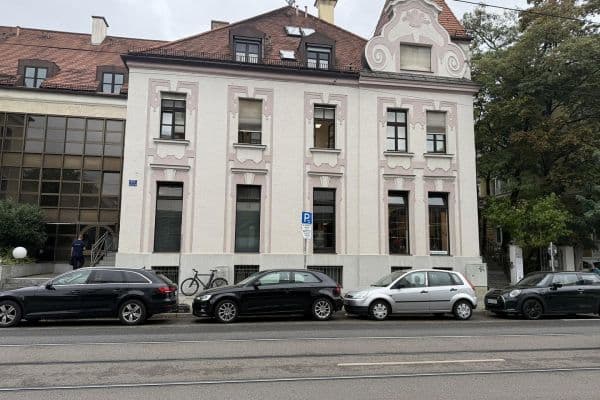 Prenájom kancelárie 45 m², München, Bavorsko Prenájom kancelárie 45 m², München, Bavorsko