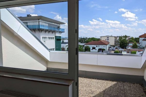 Prenájom bytu 3-izbový 68 m², Brühl Prenájom bytu 3-izbový 68 m², Brühl