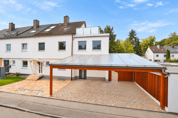 Predaj domu 205 m², pozemok 500 m², Hainbuchen Str. 18, Taufkirchen, Bavorsko Predaj domu 205 m², pozemok 500 m², Hainbuchen Str. 18, Taufkirchen, Bavorsko