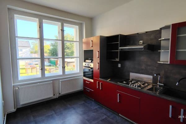 Prenájom bytu 3-izbový 133 m², Masarykova, Kutná Hora Prenájom bytu 3-izbový 133 m², Masarykova, Kutná Hora