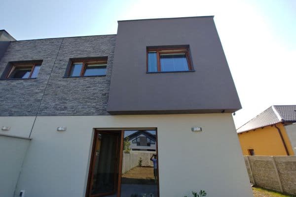 Prenájom domu 137 m², pozemok 312 m², Semonická, Praha Prenájom domu 137 m², pozemok 312 m², Semonická, Praha