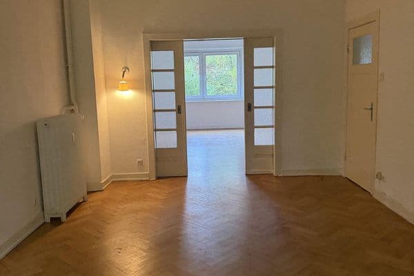 Prenájom bytu 4-izbový 98 m², Rehmkoppel 11, Hamburg Prenájom bytu 4-izbový 98 m², Rehmkoppel 11, Hamburg