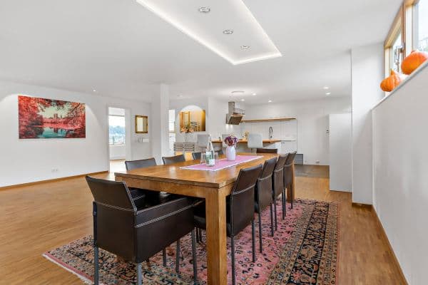 Predaj bytu 5-izbový 142 m², Saarbrücken, Sársko Predaj bytu 5-izbový 142 m², Saarbrücken, Sársko