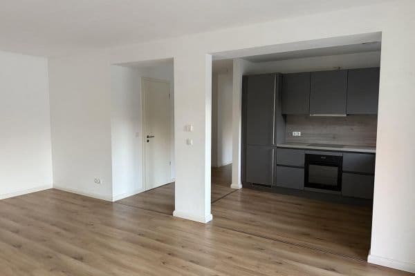 Prenájom bytu 2-izbový 69 m², Schauenburger Str. 8, Pinneberg Prenájom bytu 2-izbový 69 m², Schauenburger Str. 8, Pinneberg