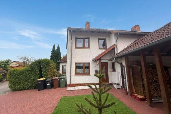 Predaj domu 152 m², pozemok 515 m², Baunatal, Hesensko Predaj domu 152 m², pozemok 515 m², Baunatal, Hesensko