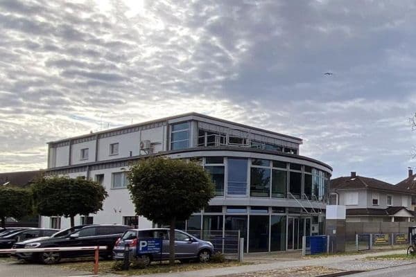 Predaj domu 728 m², pozemok 927 m², Karl-Marx-Strasse 26, Schönefeld Predaj domu 728 m², pozemok 927 m², Karl-Marx-Strasse 26, Schönefeld