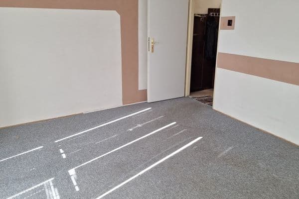 Prenájom bytu 1-izbový 31 m², Na Hrádku, Pardubice, Pardubický kraj Prenájom bytu 1-izbový 31 m², Na Hrádku, Pardubice, Pardubický kraj