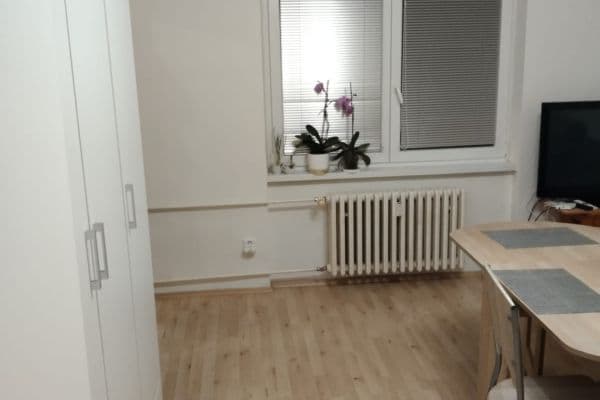 Prenájom bytu 2-izbový 40 m², Kamenný Přívoz Prenájom bytu 2-izbový 40 m², Kamenný Přívoz