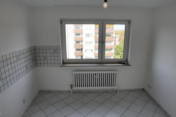 Prenájom bytu 3-izbový 86 m², Haan Prenájom bytu 3-izbový 86 m², Haan