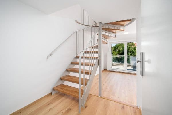 Predaj bytu 2-izbový 47 m², Oettingenstraße 20, München-Lehel, Bavorsko Predaj bytu 2-izbový 47 m², Oettingenstraße 20, München-Lehel, Bavorsko