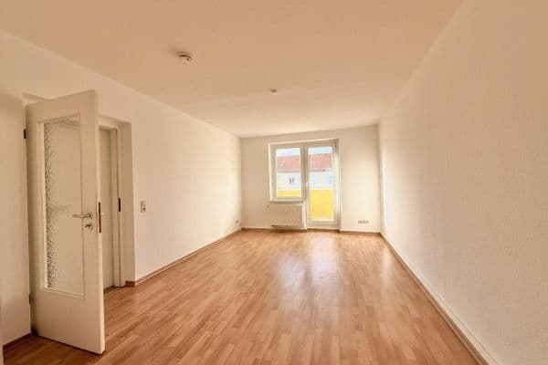 Prenájom bytu 2-izbový 55 m², Franz-Mehring-Str. 65, Dresden, Sasko Prenájom bytu 2-izbový 55 m², Franz-Mehring-Str. 65, Dresden, Sasko