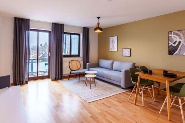 Prenájom bytu 2-izbový 62 m², Am Hohlweg, Gersthofen Prenájom bytu 2-izbový 62 m², Am Hohlweg, Gersthofen