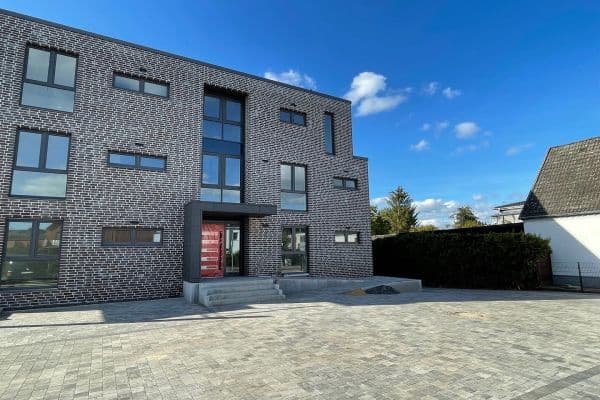 Prenájom bytu 2-izbový 75 m², Luhdorfer Straße 76, Winsen (Luhe) Prenájom bytu 2-izbový 75 m², Luhdorfer Straße 76, Winsen (Luhe)